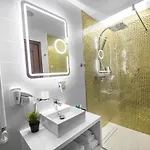 Km Zero - Otel 3*