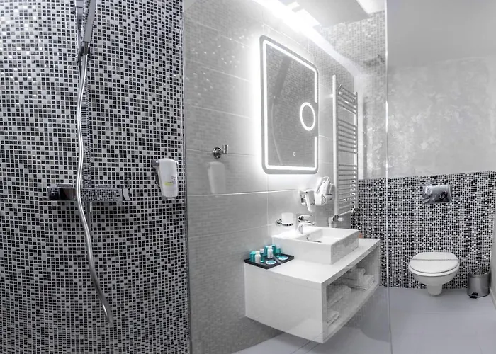 Km Zero - ホテル 3*