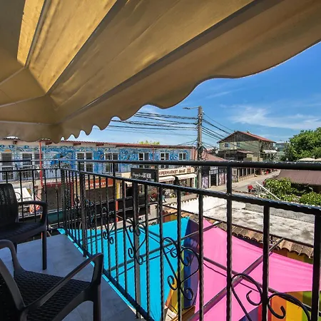 מלון Km Zero - 3*