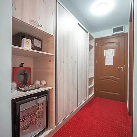 Km Zero - Hotel Vama Veche