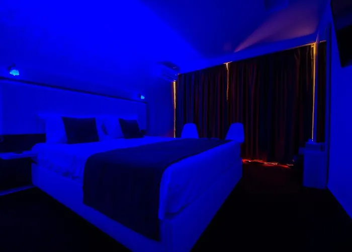 Km Zero - Hotel Vama Veche